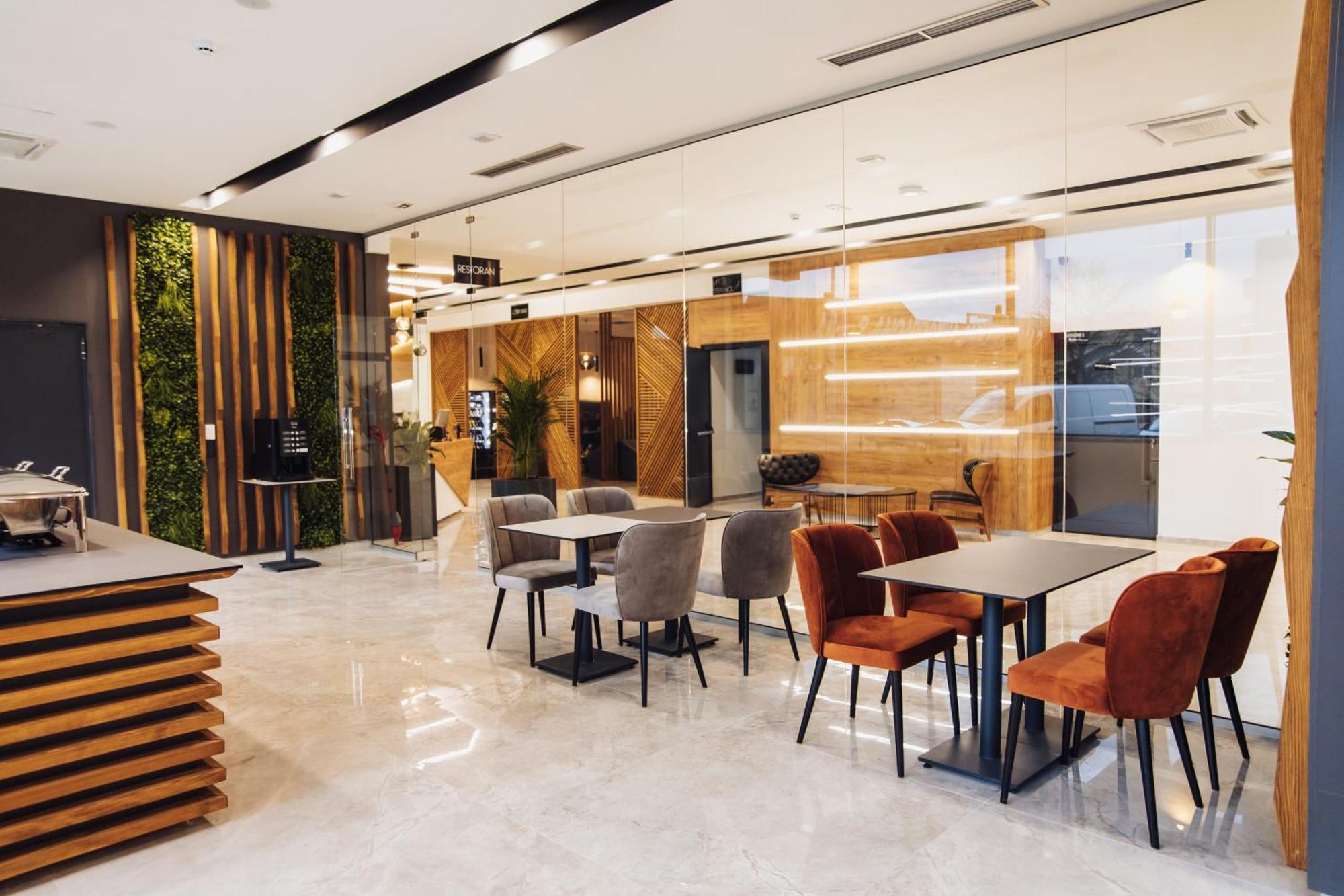 Hotel Brcko Gas Sarajevo Lukavica Εξωτερικό φωτογραφία